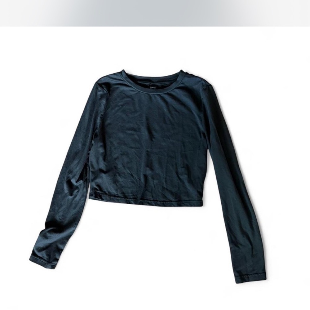 SHEIN Black Long Sleeve Crop Top